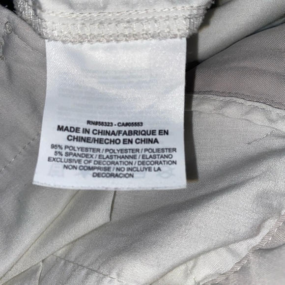 Nike Golf Tour Performance Shorts Sz 38 - 11” Inseam Cream Pockets Logo SEE FLAW - Picture 7 of 10